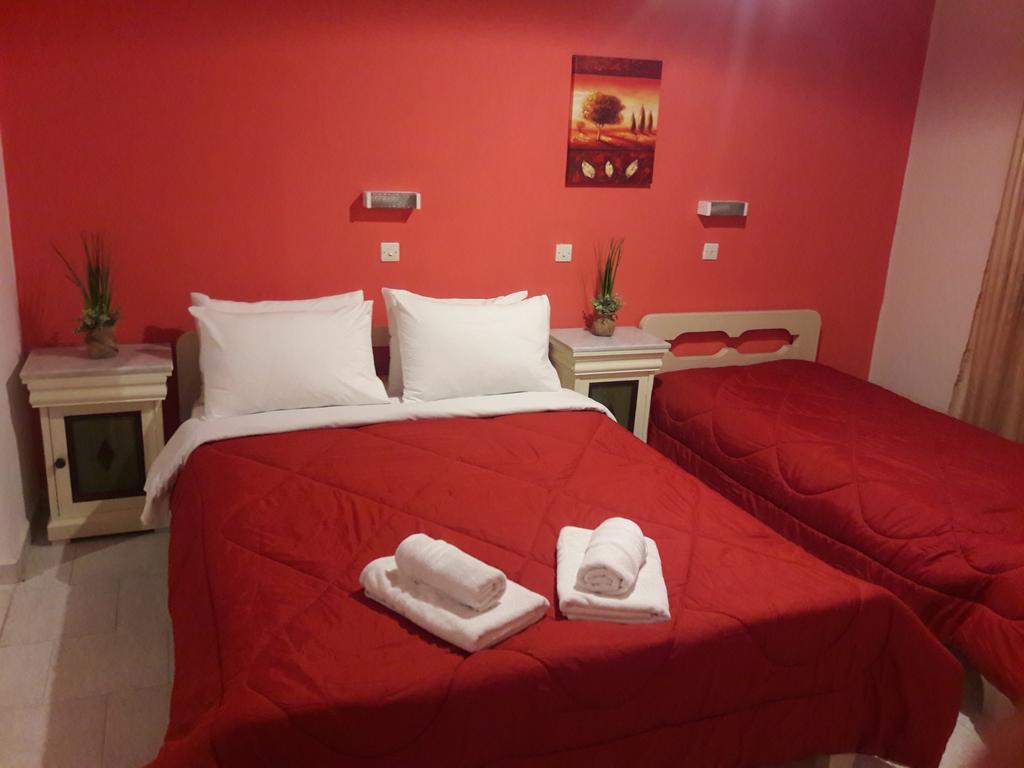 Pansion Zaharoula 2* Fira (Santorini)